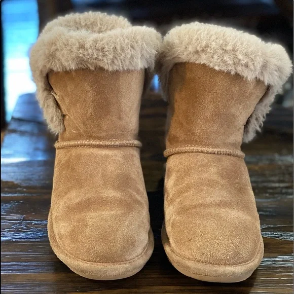 Girls BearPaw shorties size 1 - Picture 2 of 6